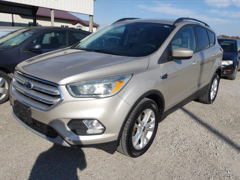A54 - 2018 Ford Escape SE *** New Car Store Trade ***
