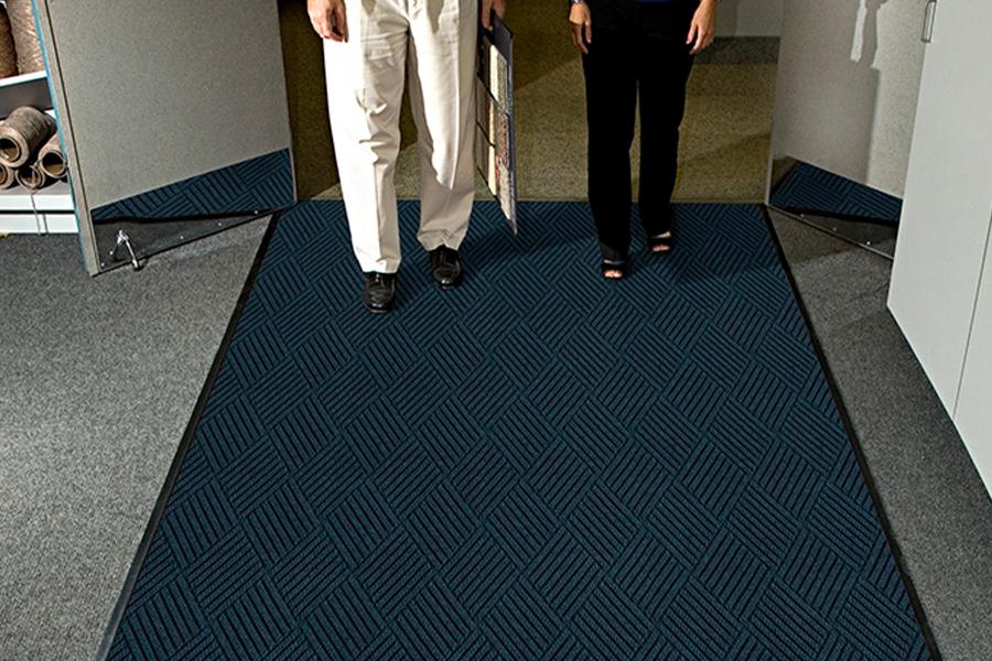 WaterHog® Max Diamond Mat