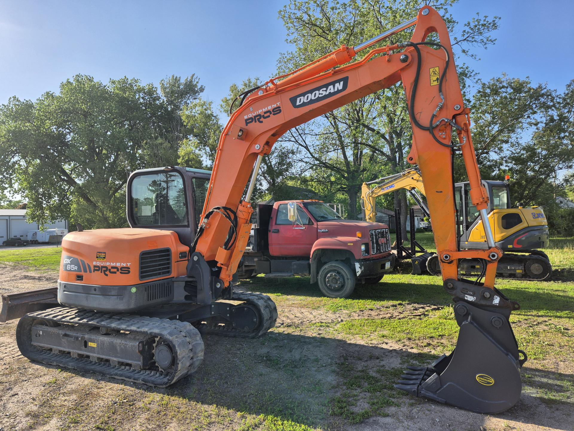 Doosan DX85R-3