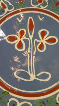 ROUND HANDMADE FOLK ART POTTERY PLATE USSR