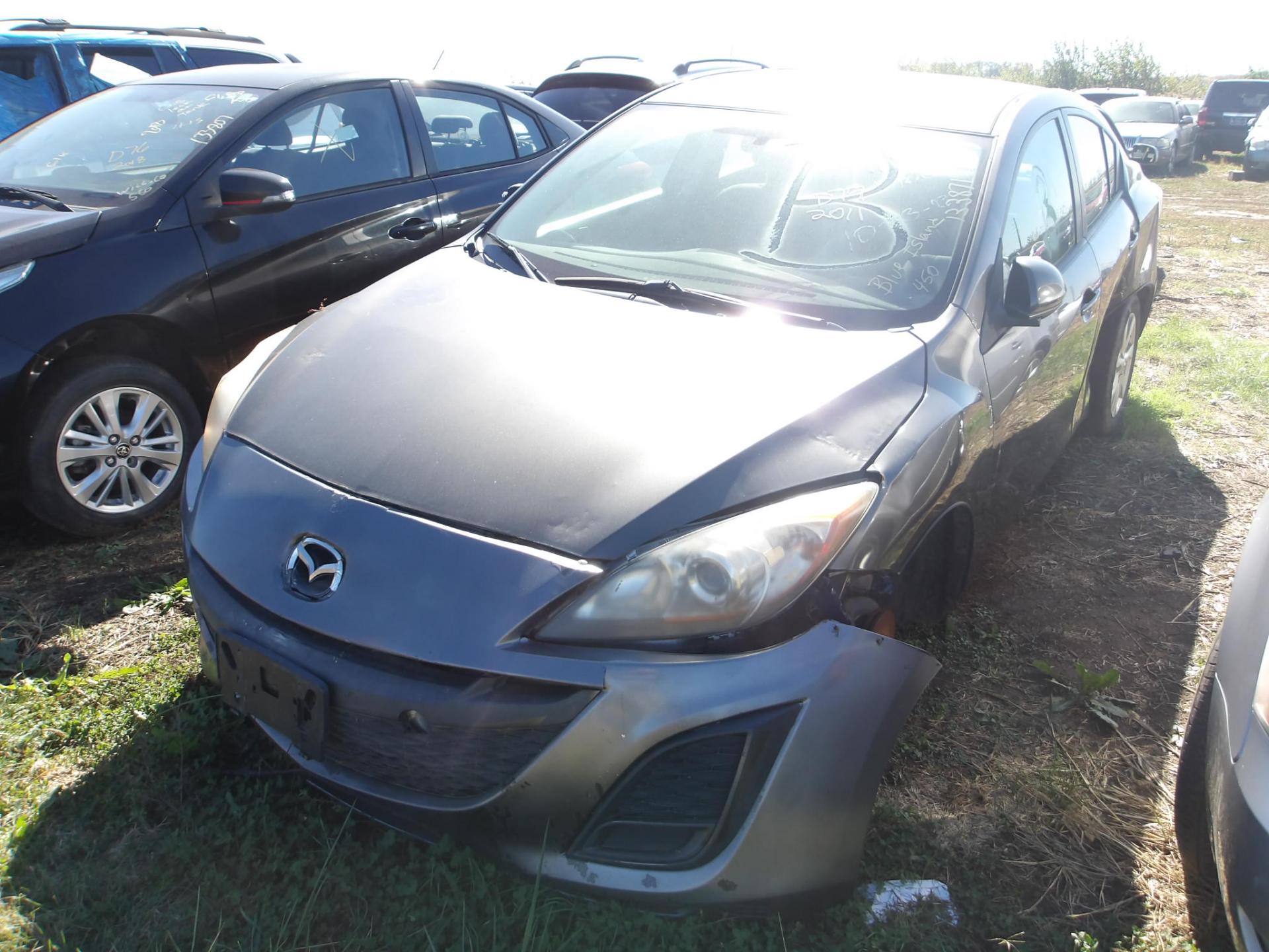 D77 2011 MAZDA3 TOURING
