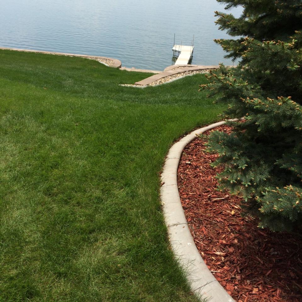 Custom Landscape Curbing