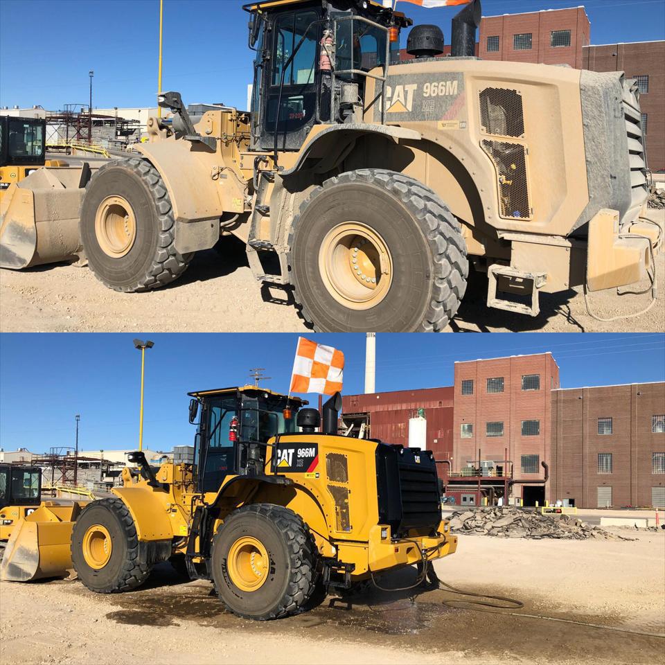 Heavy Equipment / Farm Equipment / Semi Trucks