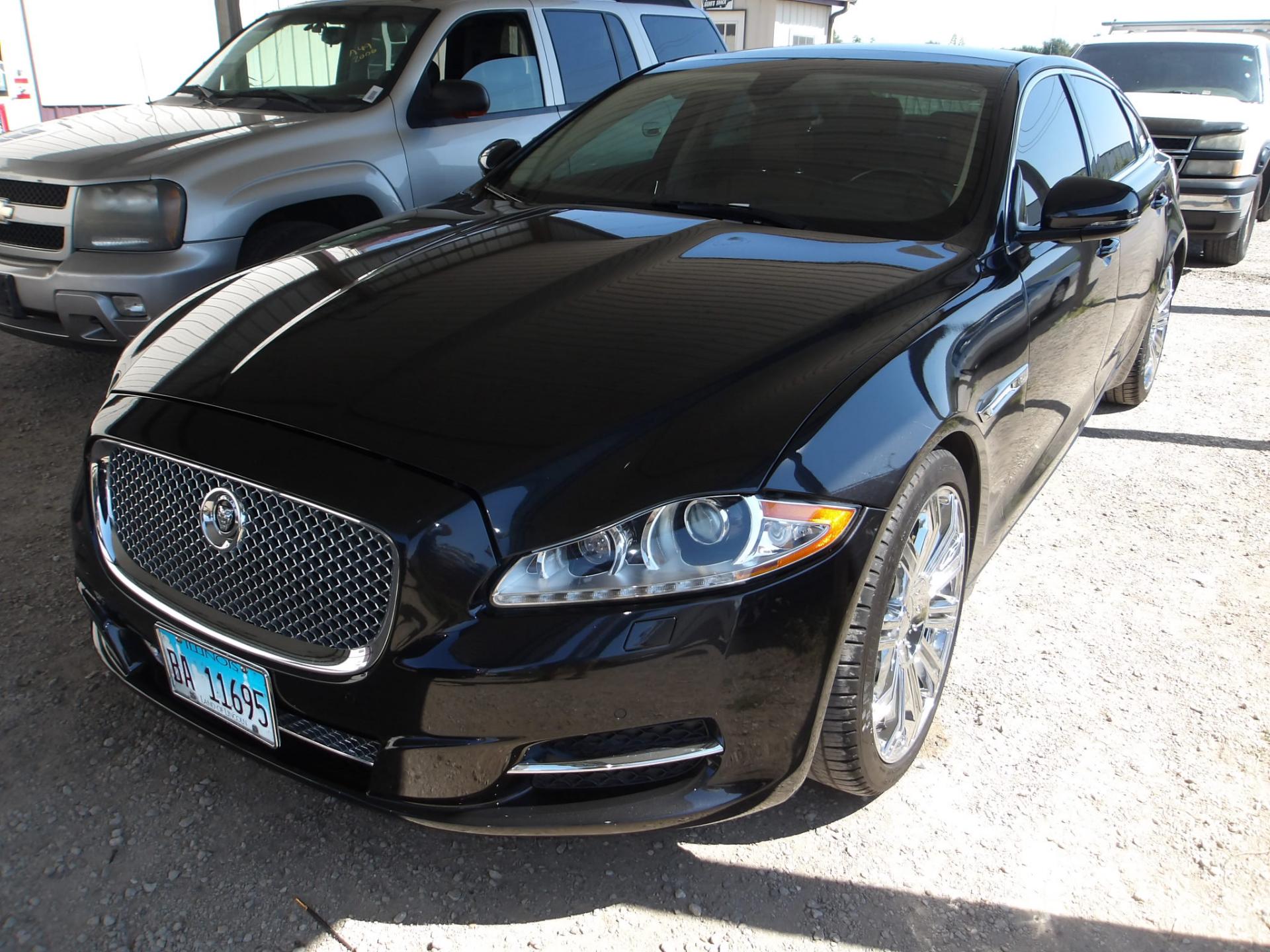A76 - 2011 Jaguar XJ XJL