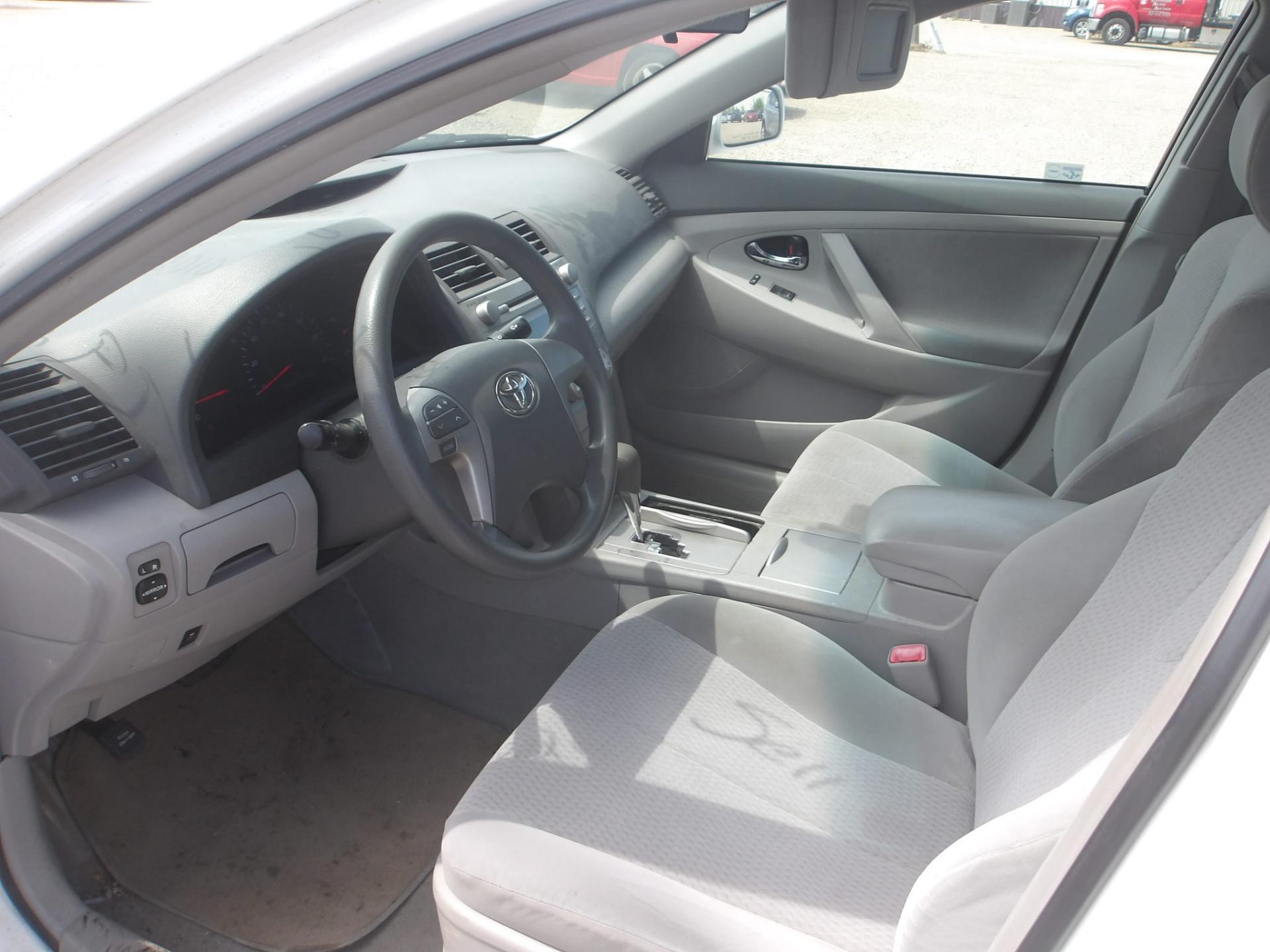 D28 - 2010 Toyota Camry