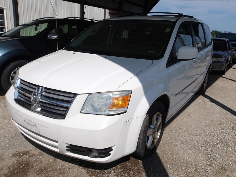 A32 - 2010 Dodge Grand Caravan SXT