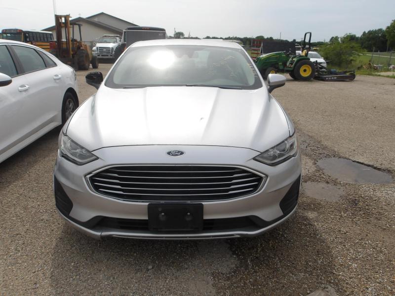 D25 - 2019 Ford Fusion SE