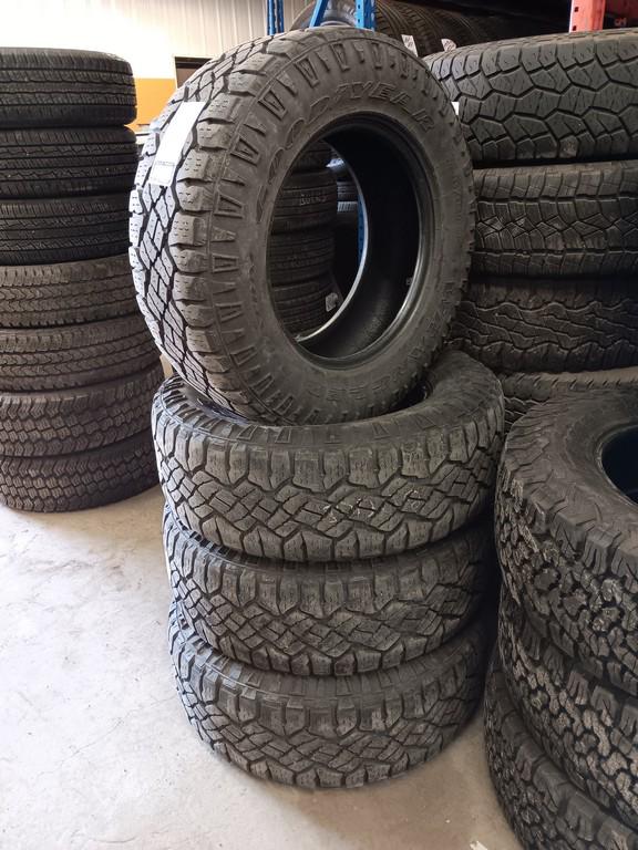 265/65R17 Goodyear Wrangler DuraTrac Tires Set of 4