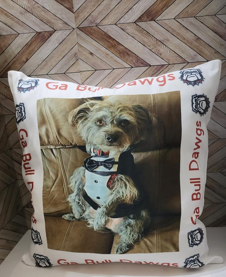 Throw pillow