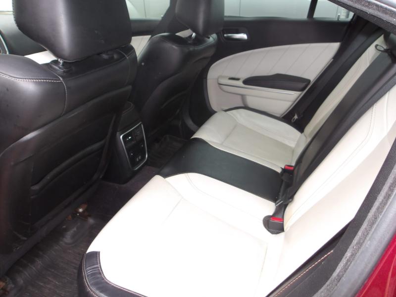 D5 - 2017 Dodge Charger SXT