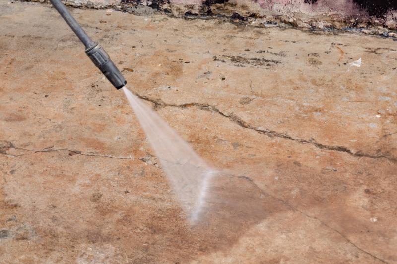 Power washing-buildings, parking lots, sidewalks, fleet washing (tractor trailers, dump trucks) and heavy equipment