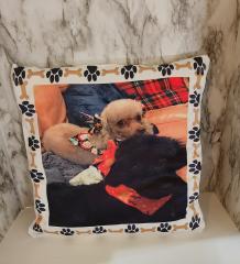 Throw pillow
