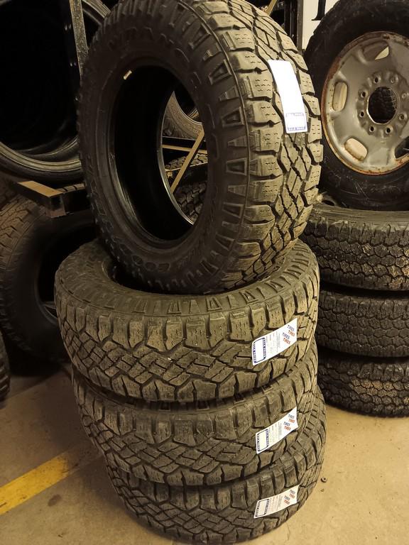 265/65R17 Goodyear Wrangler DuraTrac Tires Set of 4