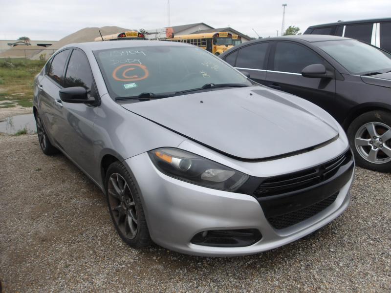 D45 - 2015 Dodge Dart SXT