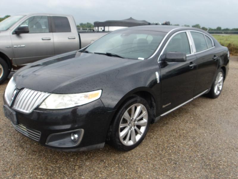 A33 - 2009 Lincoln MKS