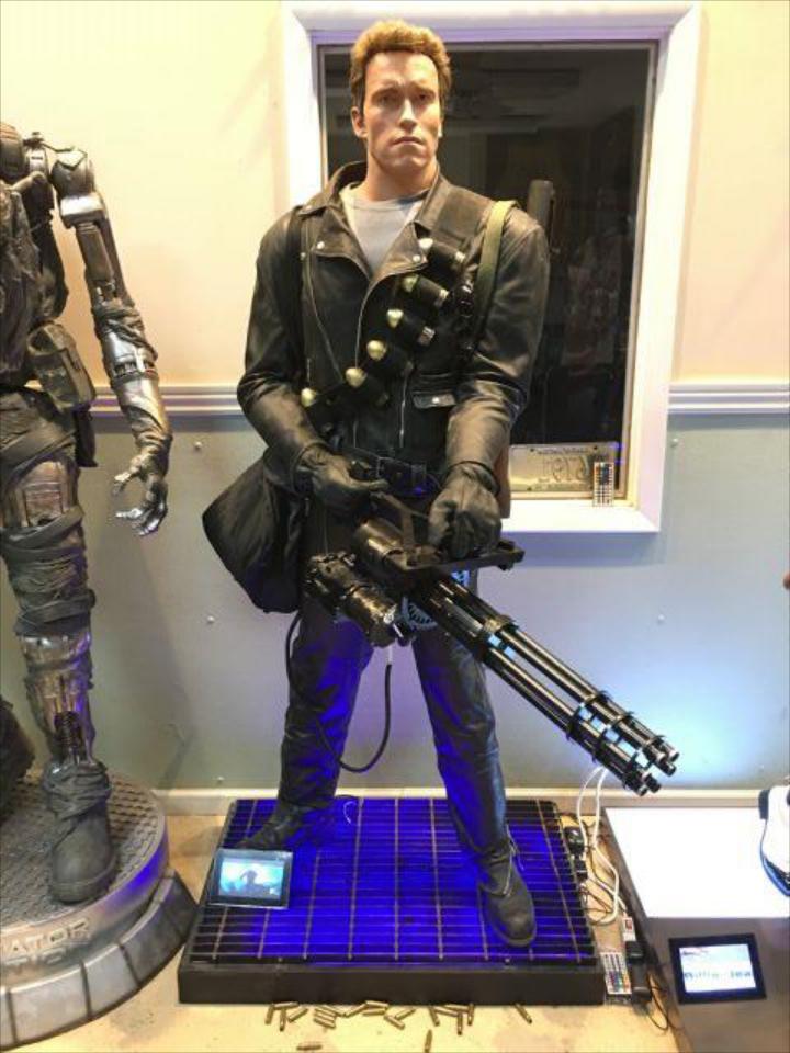 Life Size Terminator Arnold with Working Mini Gun