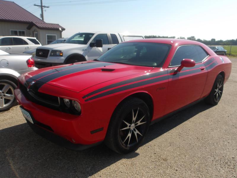 A132 - 2010 Dodge Challenger SE