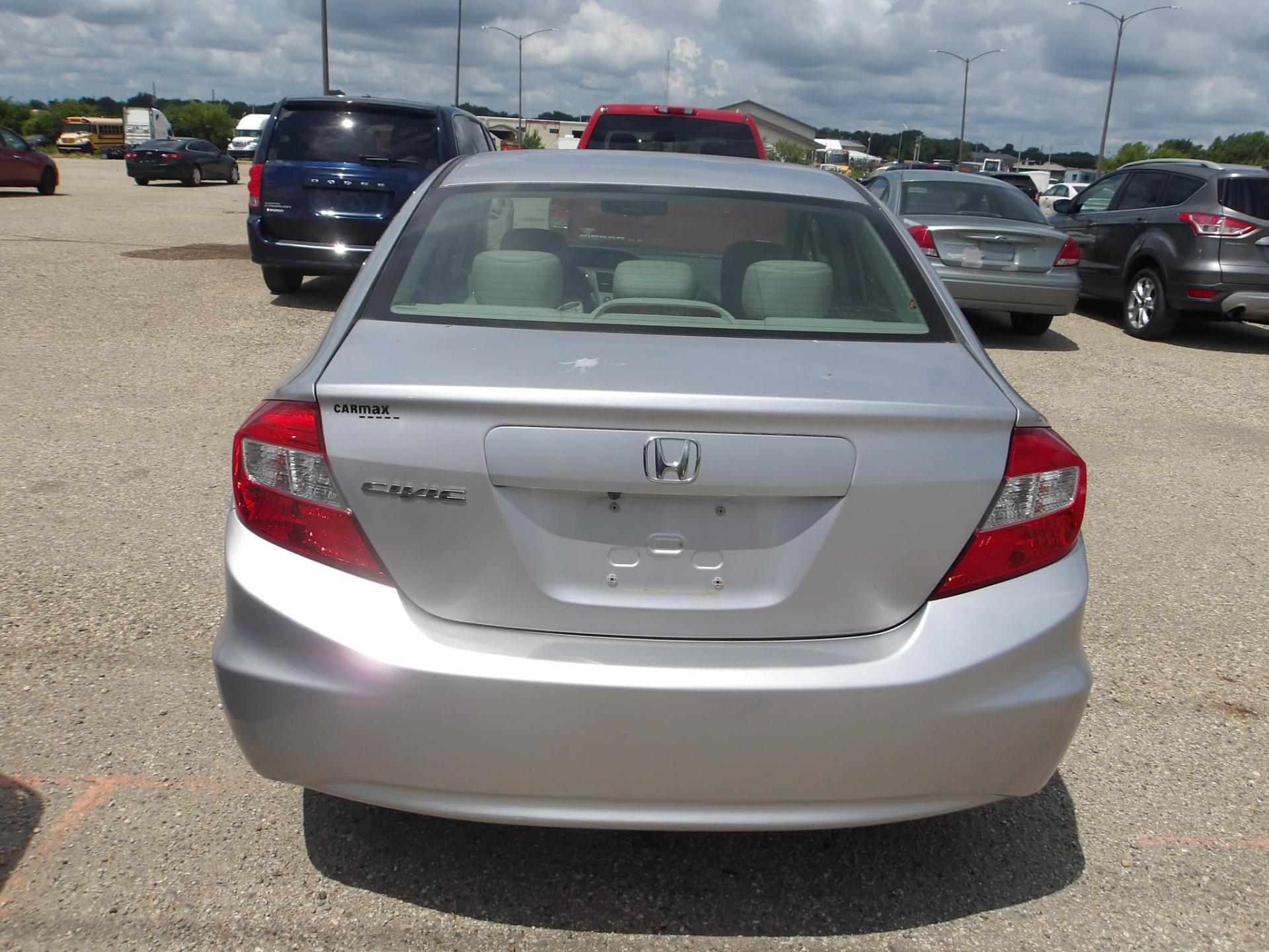 D3 - 2012 Honda Civic EX-L