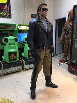 Life Size Terminator T1 Arnold Schwarzenegger