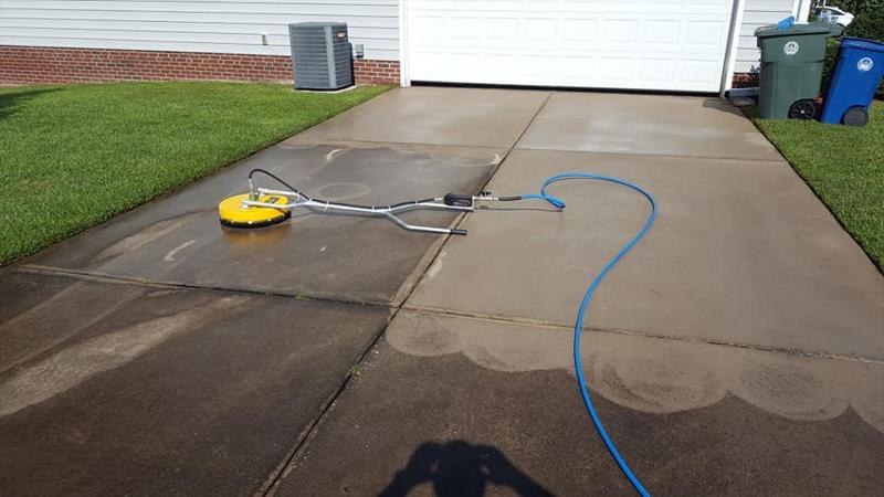 Driveway and Concrete Surface Cleaning