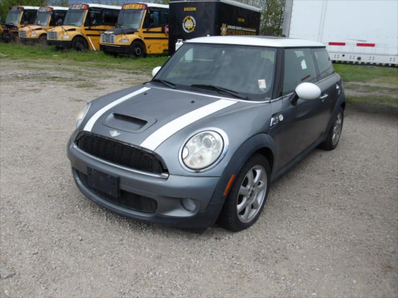 T1 = 2010 MINI COOPER HARDTOP   *** MECHANICS SPECIAL***