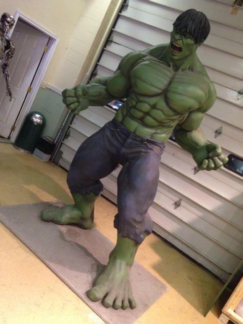 Life Size 2008 Movie Incredible Hulk Theater Display
