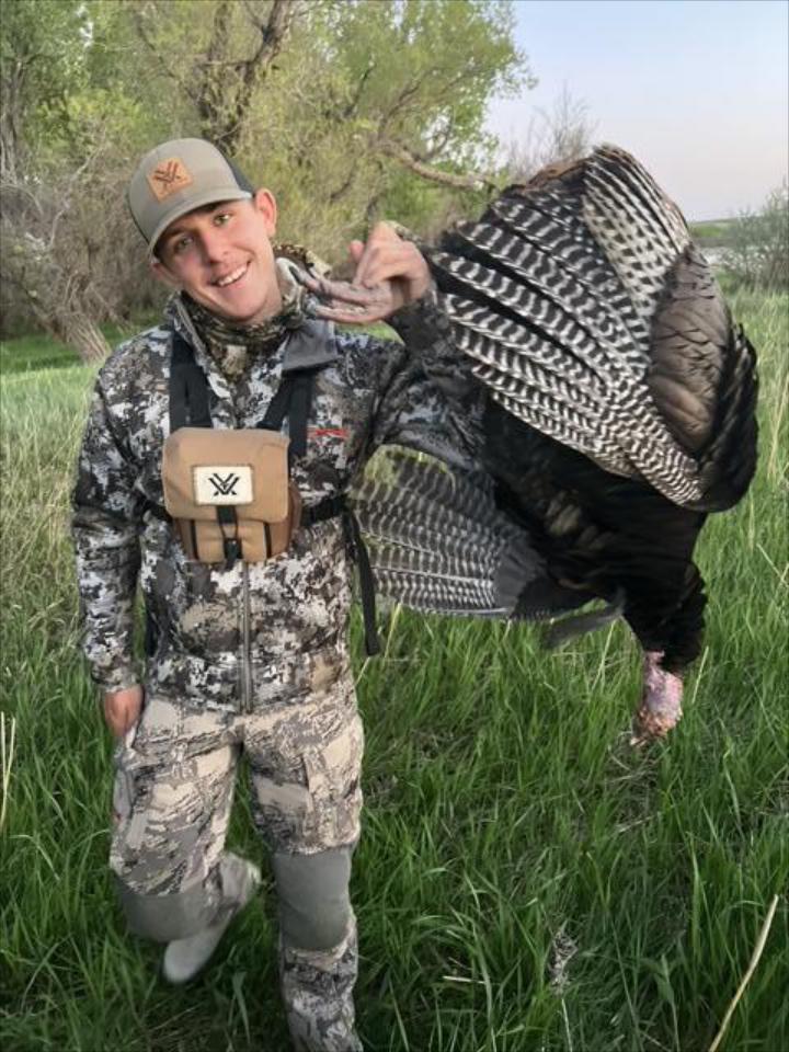 Spring Turkey Hunts (1 Guide x 2 Hunters)