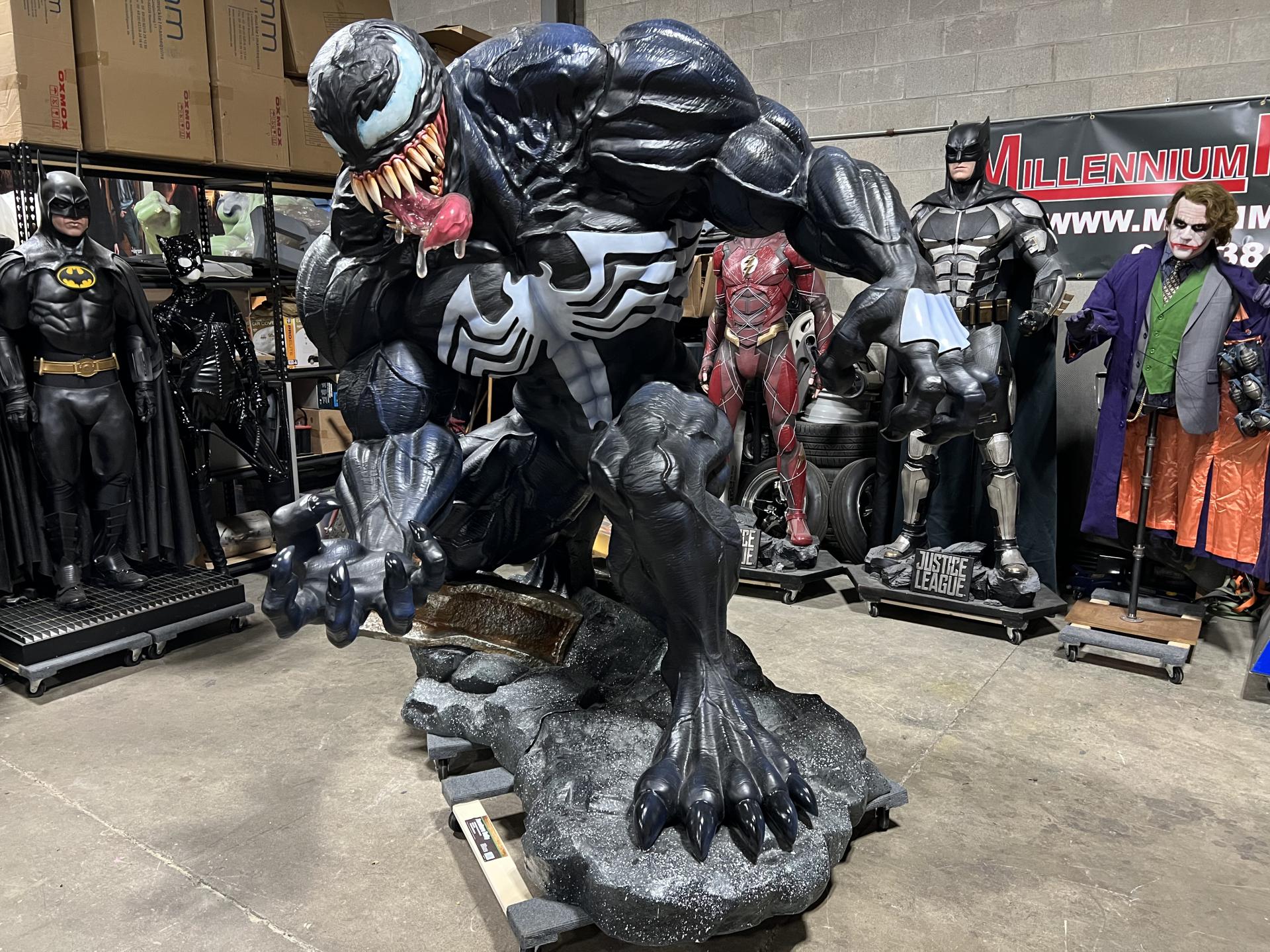 Marvel Beast Kingdom Venom
