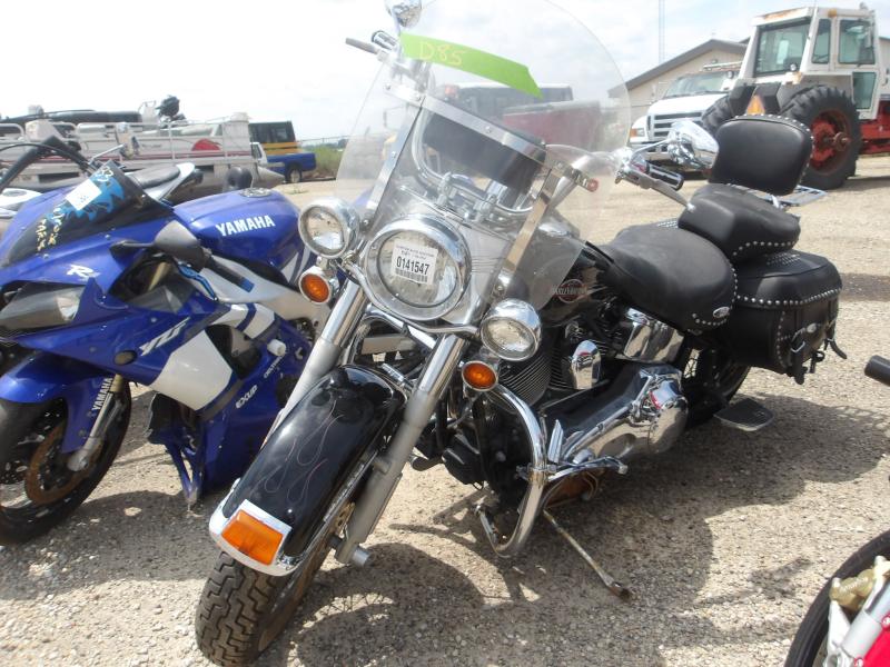 D85 - 2005 Harley-Davidson FLSTCI
