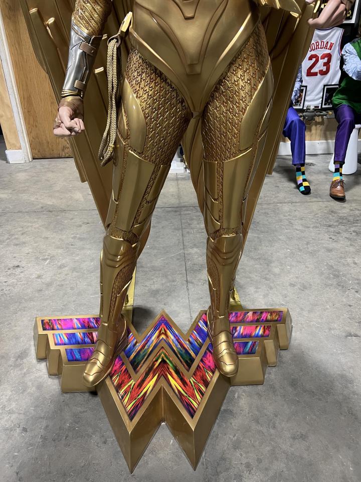 Wonderwoman 1984 Life Size Statue