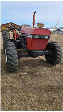 1985 Case IH 1594 Tractor - Lot # M1106