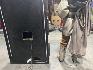 Star Wars Return of the Jedi Princess Leia Boushh and Han Solo In Carbonite