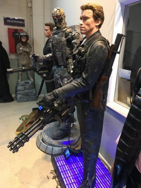 Life Size Terminator Arnold with Working Mini Gun