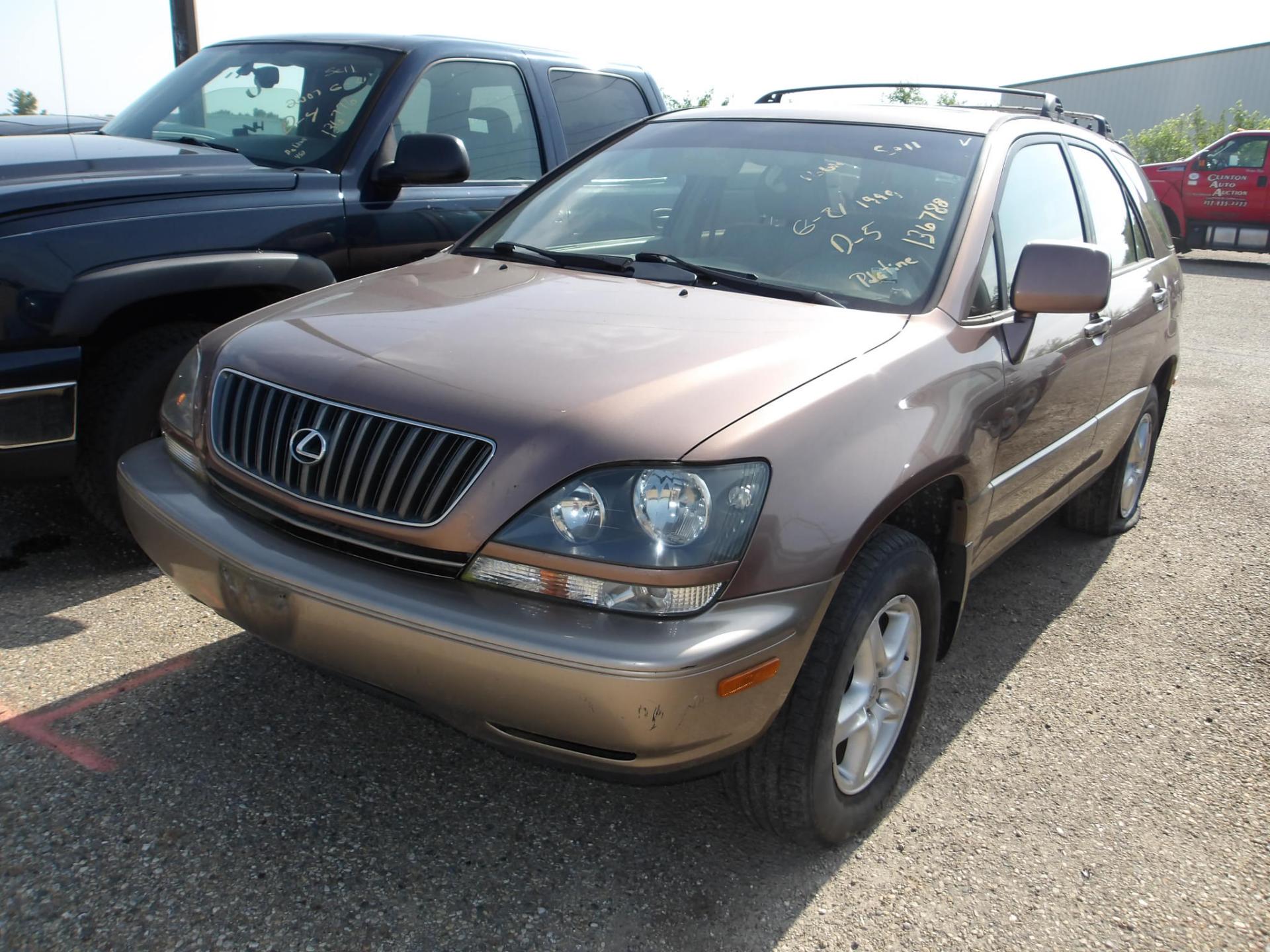 D5 - 1999 Lexus RX 300