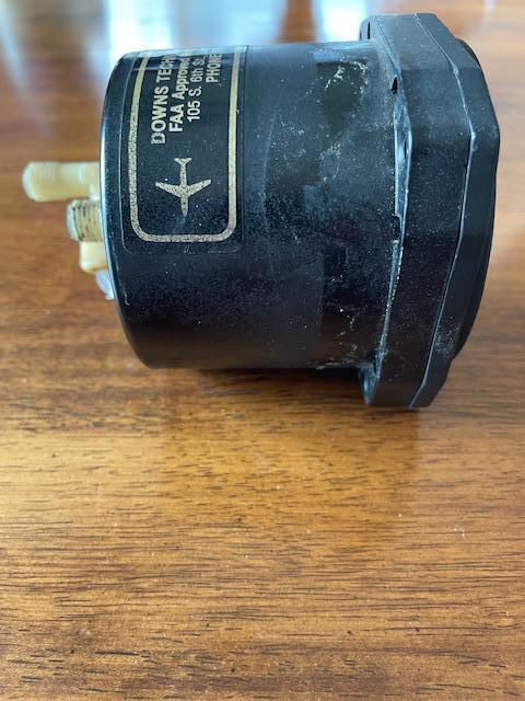 U.S. Gauge Co.-Cessna 180 & 182 Airspeed Indicator. Used.