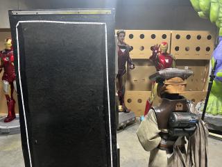 Star Wars Return of the Jedi Princess Leia Boushh and Han Solo In Carbonite