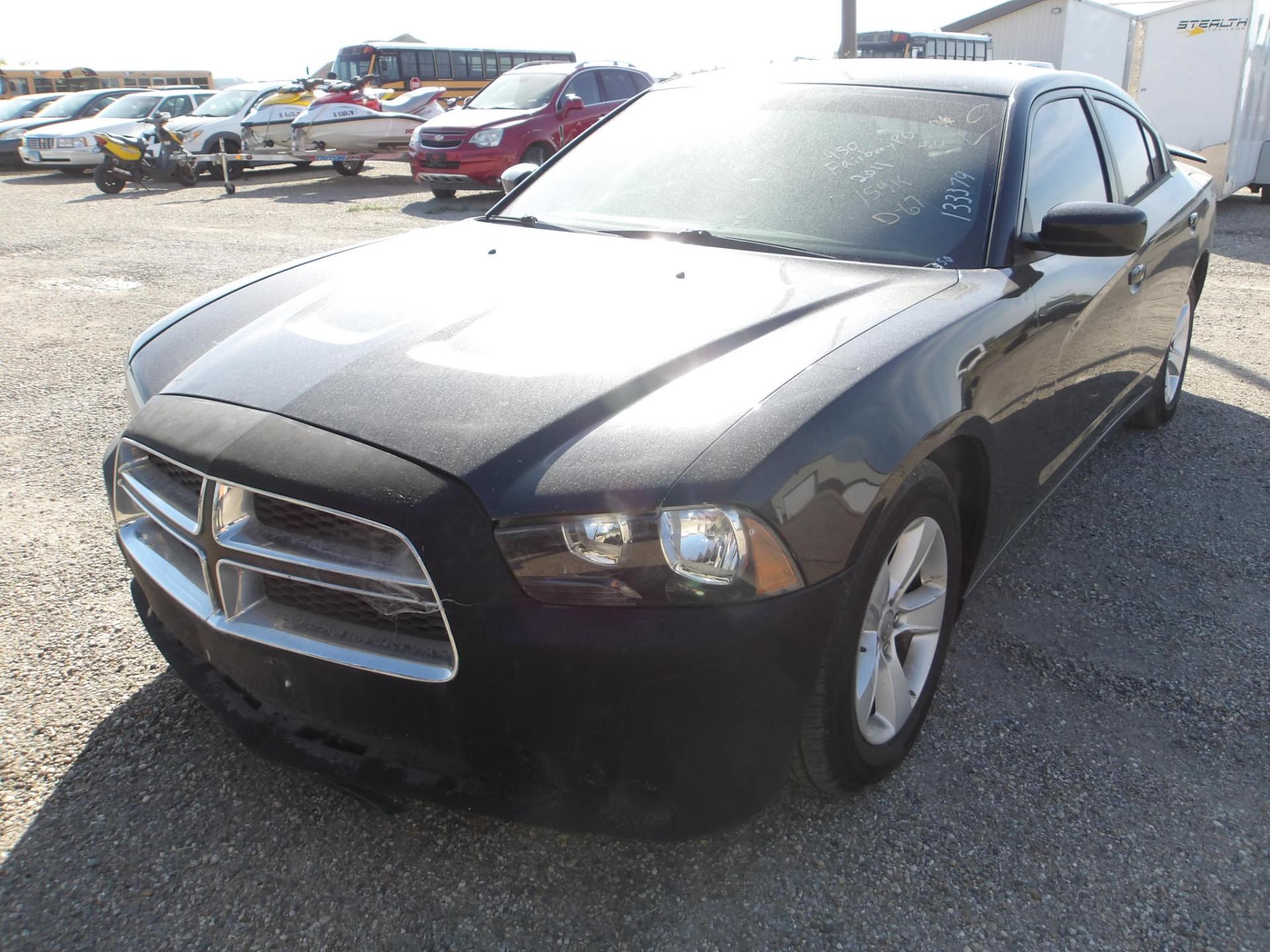 D67 - 2011 DODGE CHARGER SE