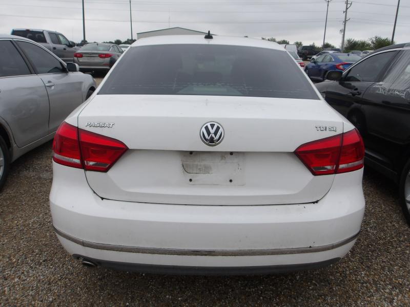 D14 - 2013 Volkswagen Passat TDI SE