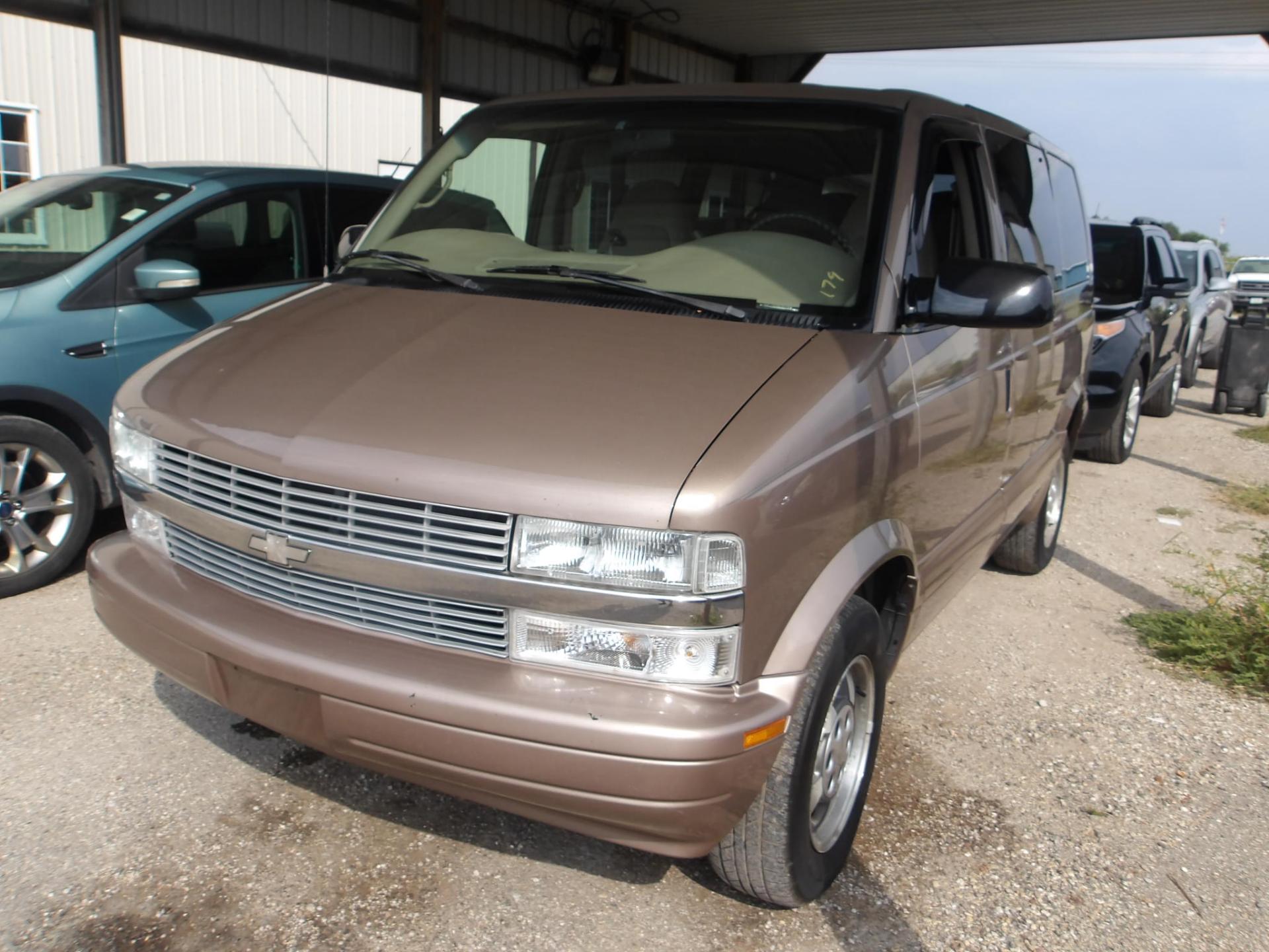 AC5 - 2003 Chevrolet Astro