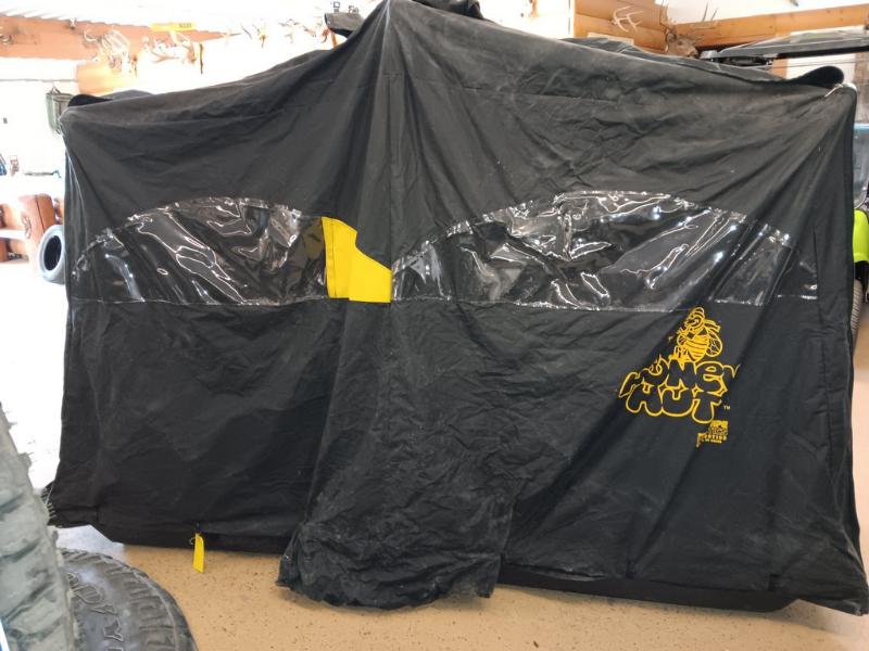 Honey Hut 2 Man Portable Ice House - Item # 135