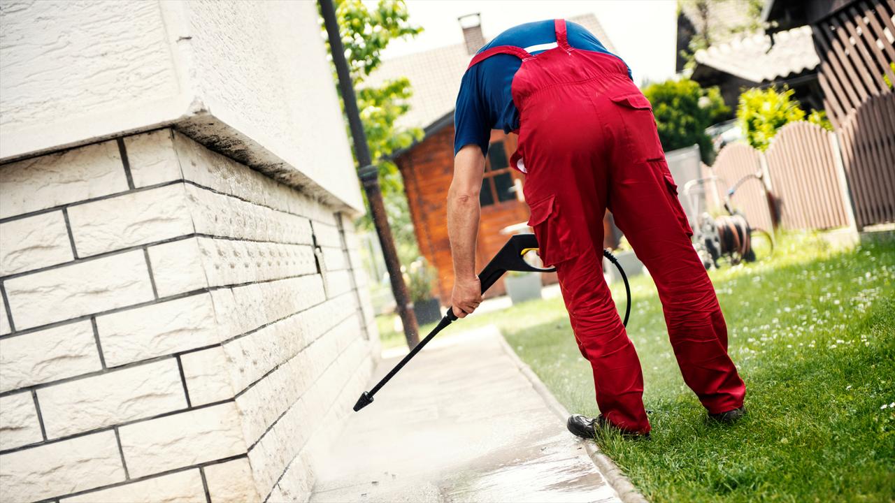 Pressure Washing&nbsp;