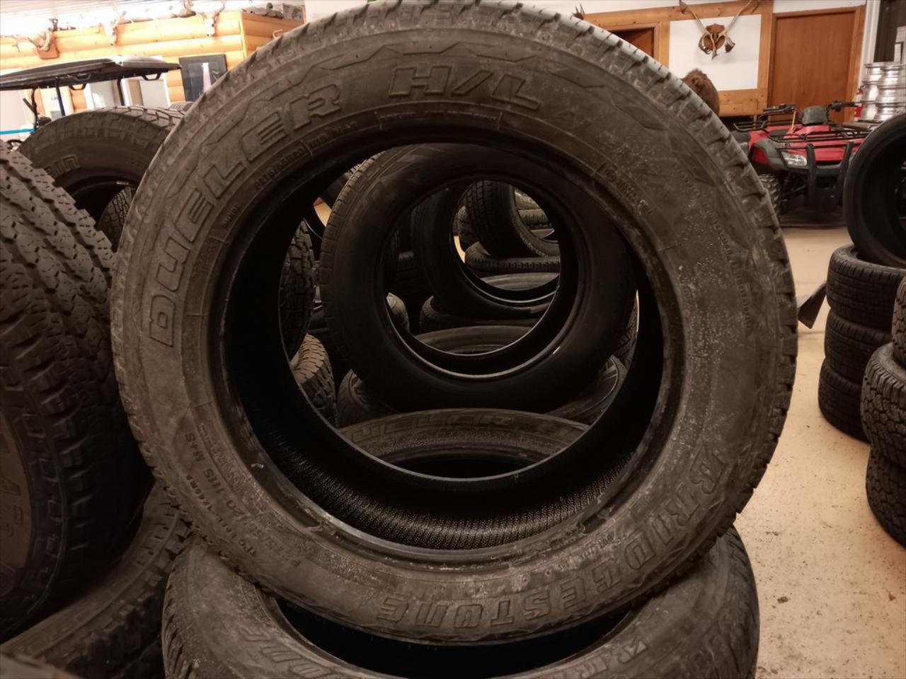 275/55R20 Bridgestone Dueler H/L Tires Set of 4