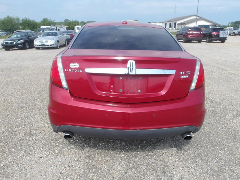 D43 - 2009 Lincoln MKS