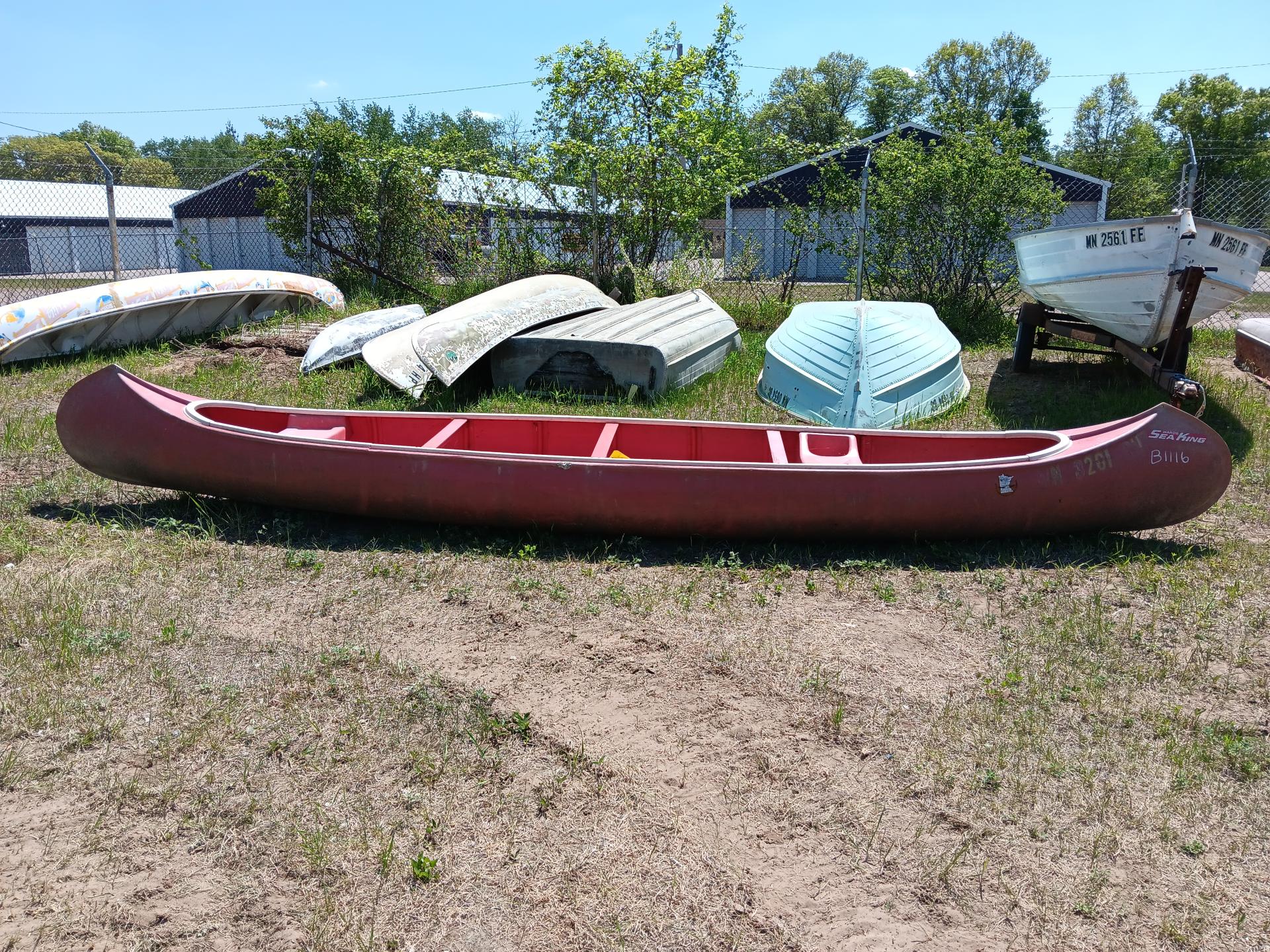 17’ 1974 Wards Sea King Canoe - Lot # B1116