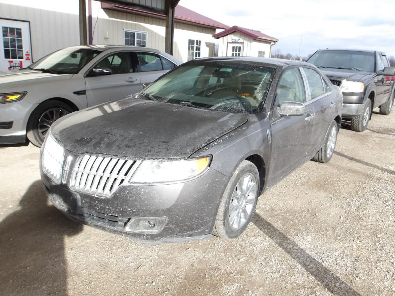 A18 2010 LINCOLN MKZ