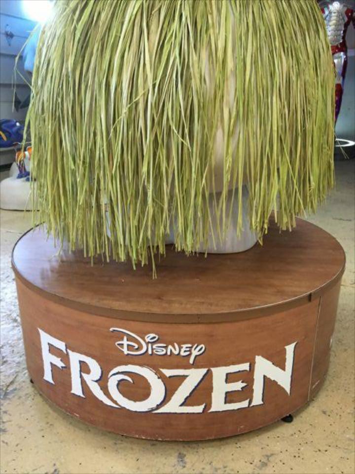 Life Size Disney Frozen Olaf SUPER RARE!!!