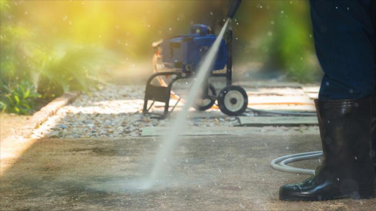 Concrete Cleaning & Sealing