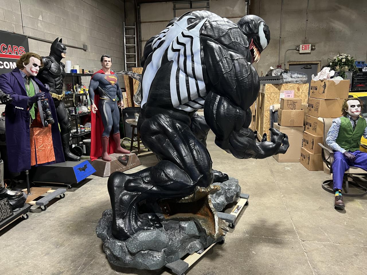 Marvel Beast Kingdom Venom