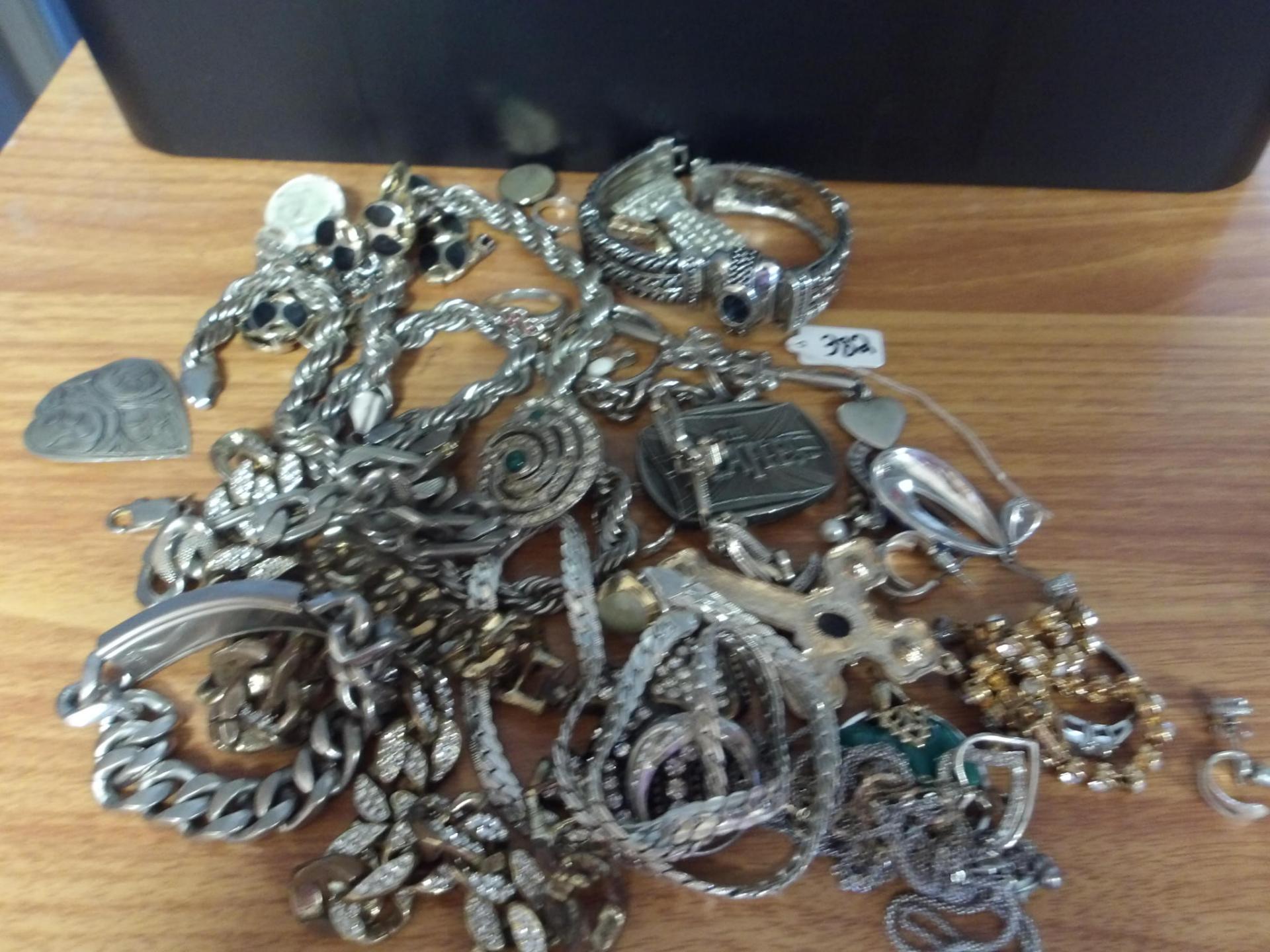 ILLINOIS STATE POLICE PERSONAL PROPERTY