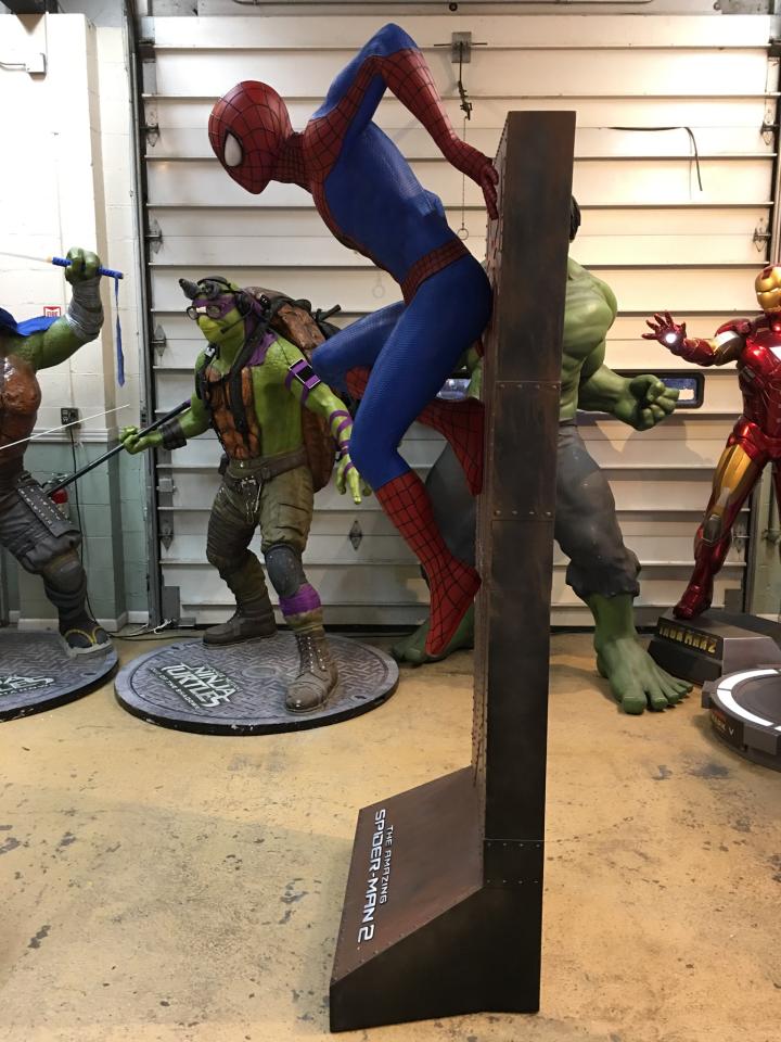 Life Size Marvel Amazing Spiderman 2 with Background Wall